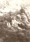 Grandmother in Hohenlohe with son-in-law Alfred and grandchildren